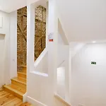 Whome Intendente Modern 1-bed With Lift In Notch Location Apartamento Lisboa